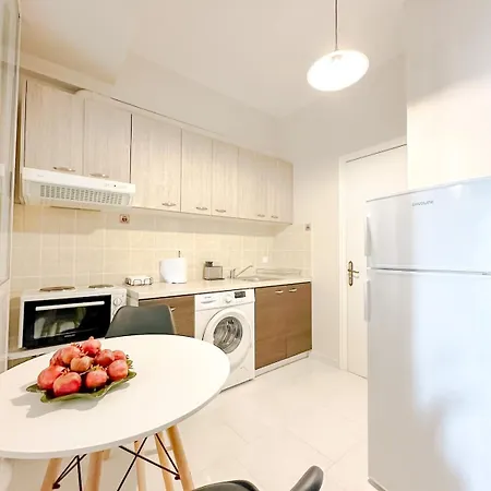 Elegant City-Center Apartment Patras Exterior photo